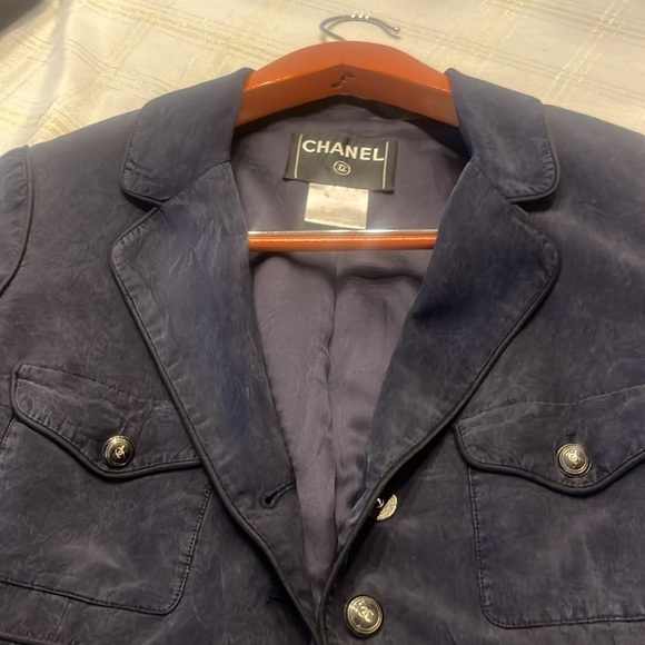 ⭐️ Chanel  Navy  Black Trim Silk Taffeta Jacket - Picture 11 of 17